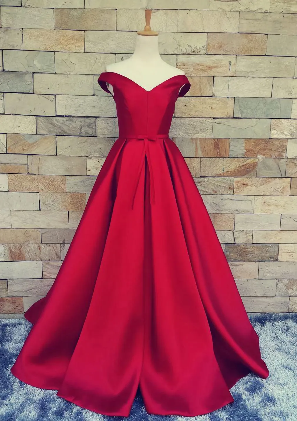 Ball Gown Off-The-Shoulder Sweep Train Satin Prom Dresses With Waistband