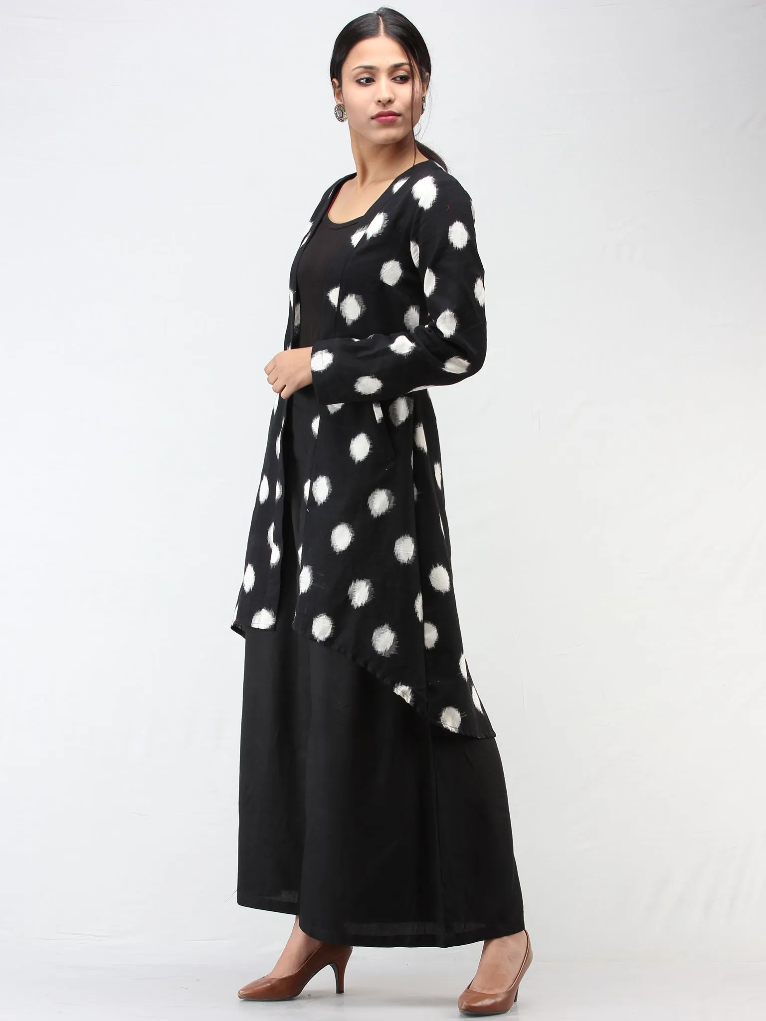 Black White Hand Woven Ikat Long Cape Jacket - J10FXXX