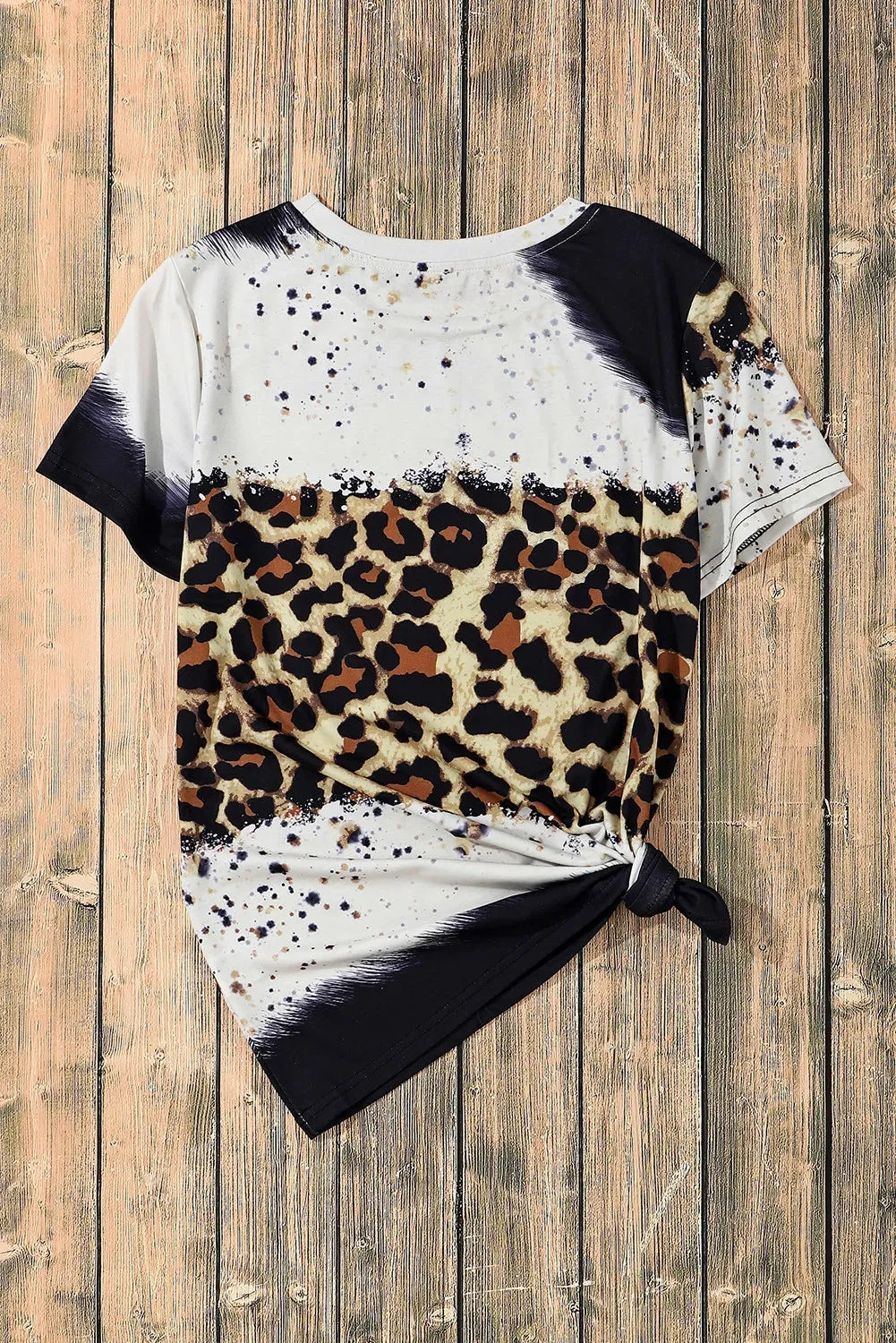 Bow Graphic Leopard Round Neck Short Sleeve T-Shirt