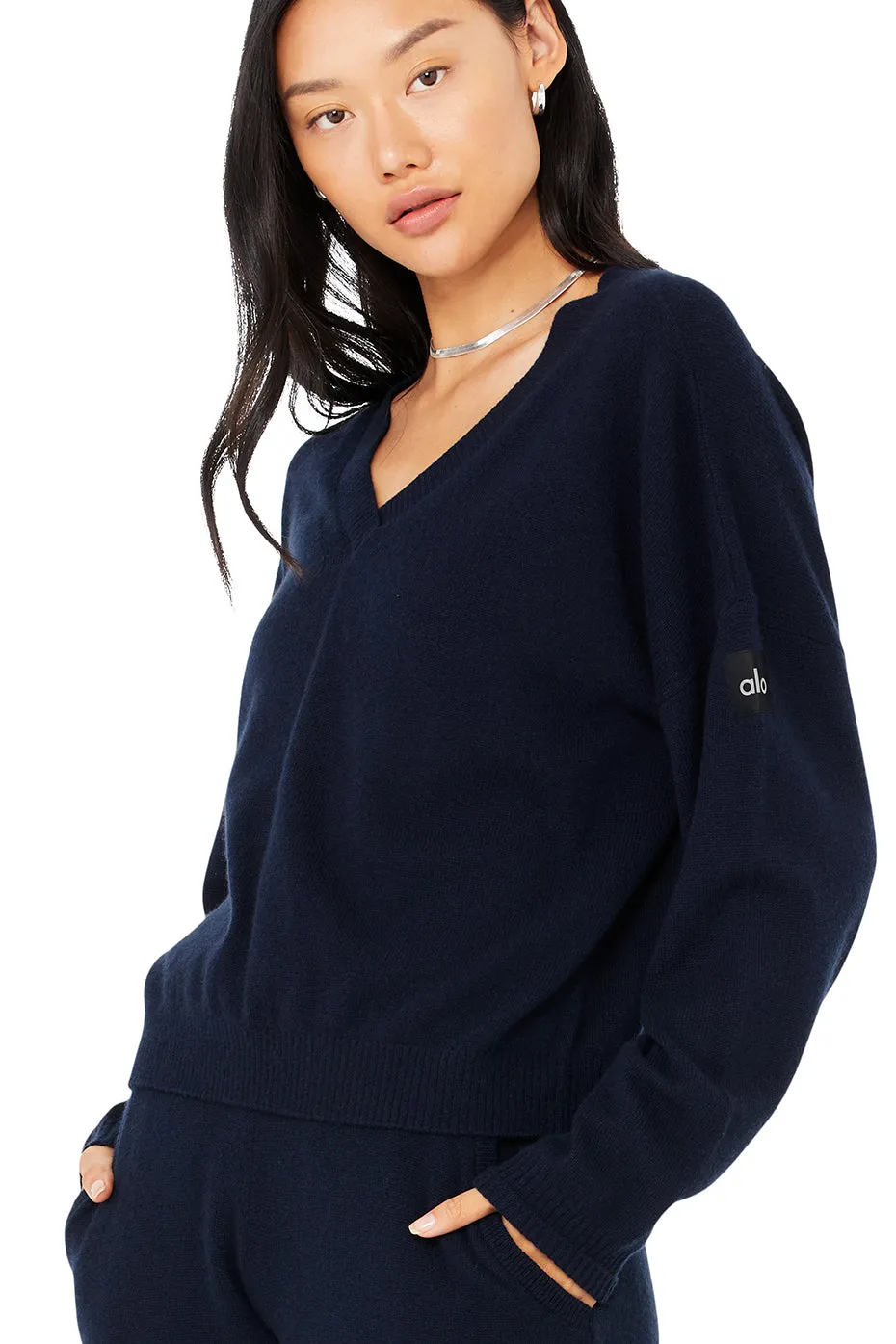 Cashmere Jet Set V-Neck Pullover - Navy