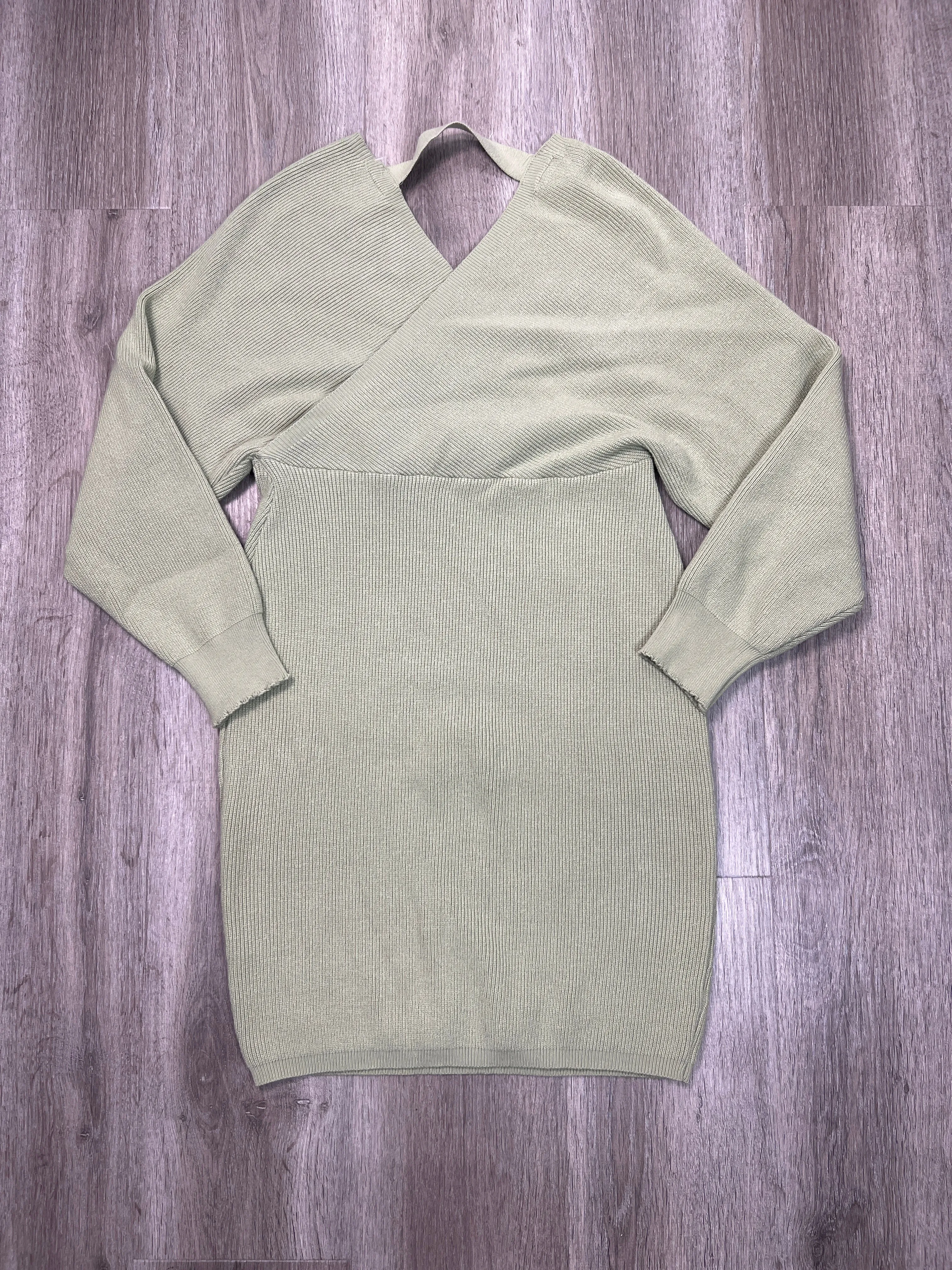 Dress Sweater By Cmf In Green, Size: L