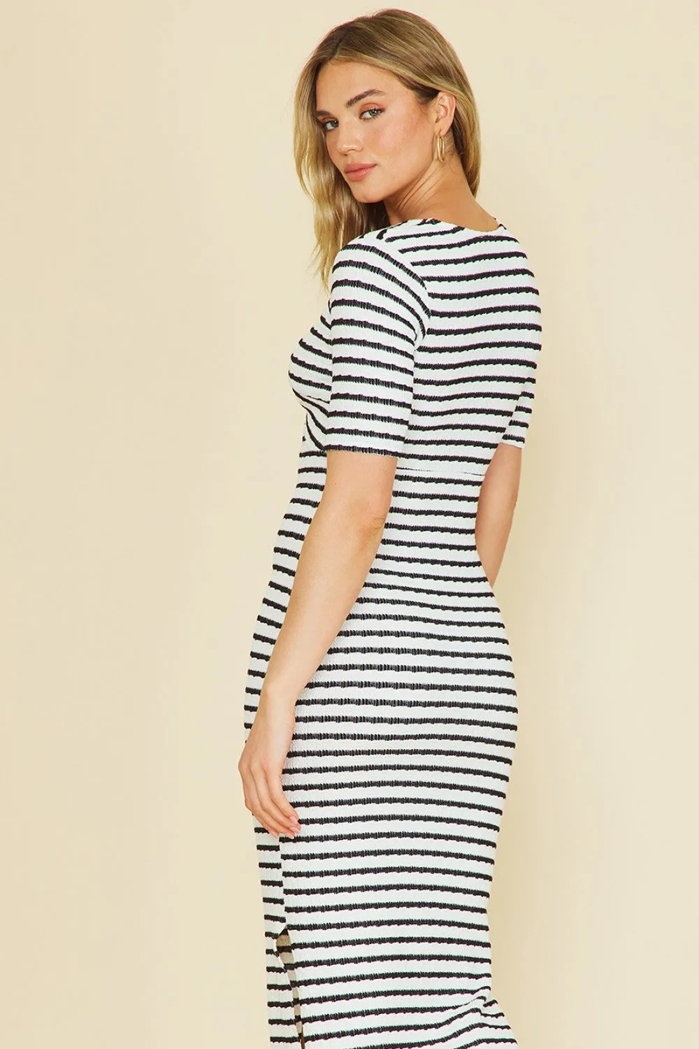Oceanside Sippin' Maxi Dress • Ivory   Black