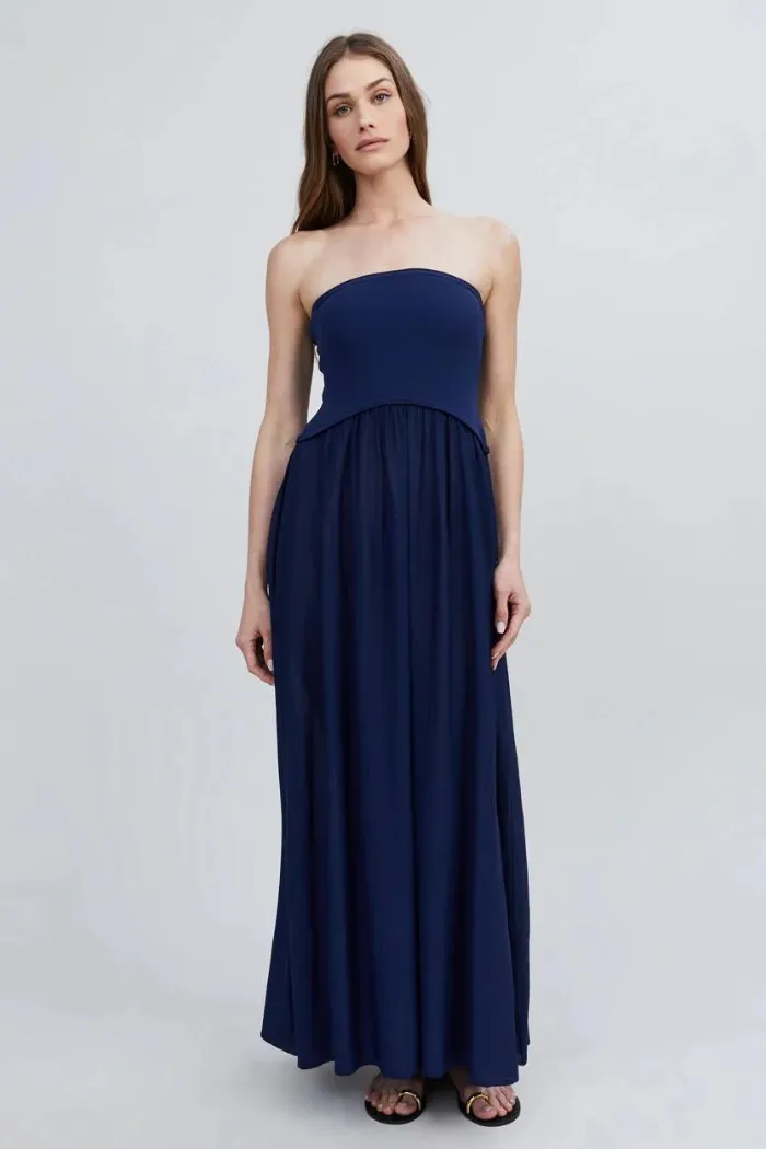 The Strapless Soglio Dress